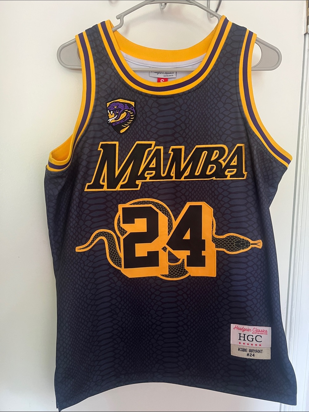 Headgear Classics Kobe Bryant #24 Black Mamba Jersey - Size Small